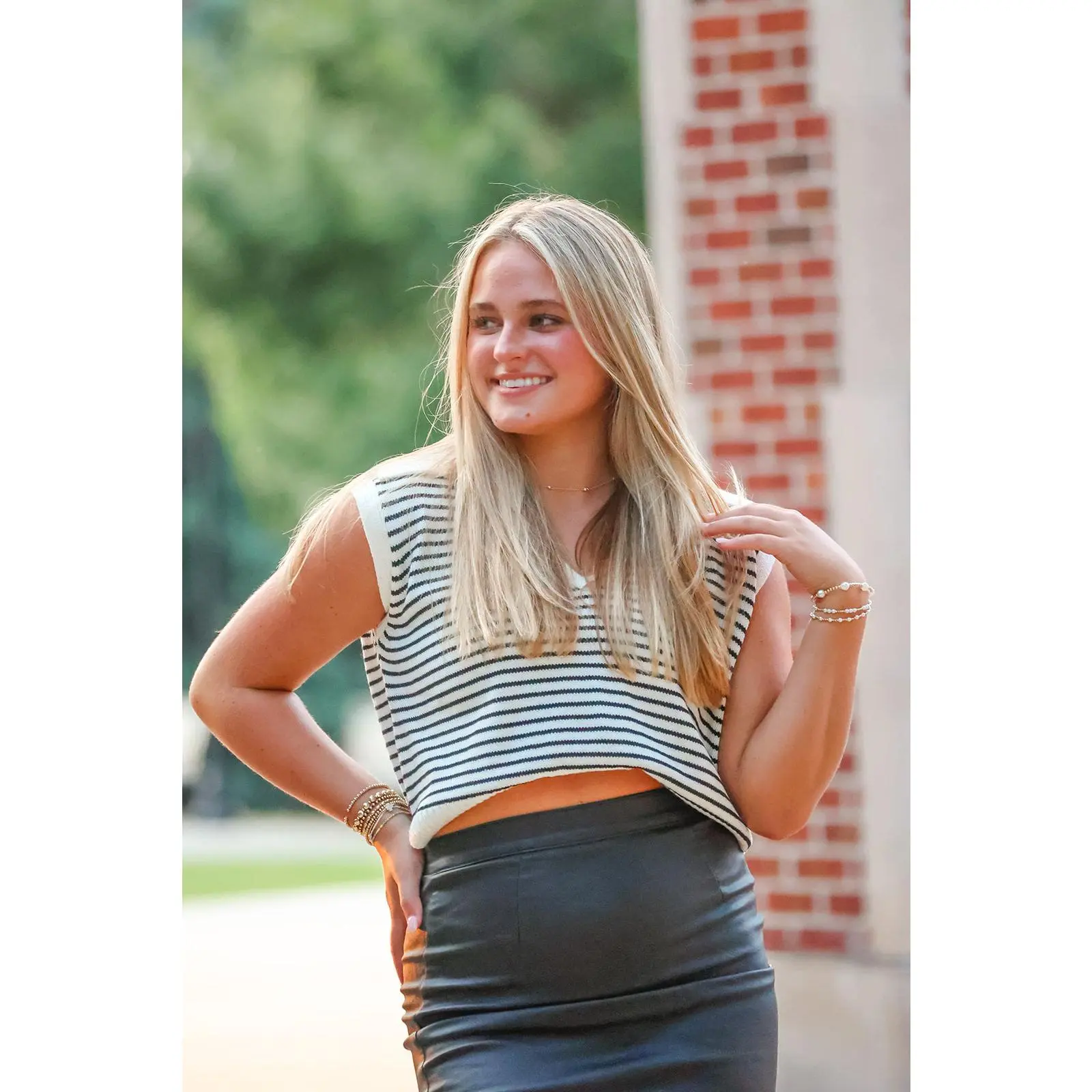 Stripe Sleeveless Sweater