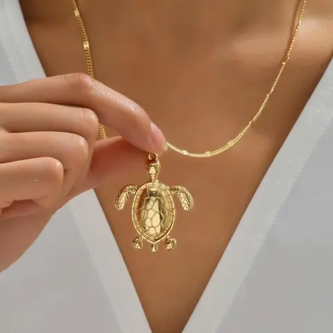 Trendy Casual Turtle Design Pendant Necklace, Fashion Matching Necklace Jewelry for Men & Women, Classic Fashion Accessories for Daily Wear, Stylish Everyday Jewelry