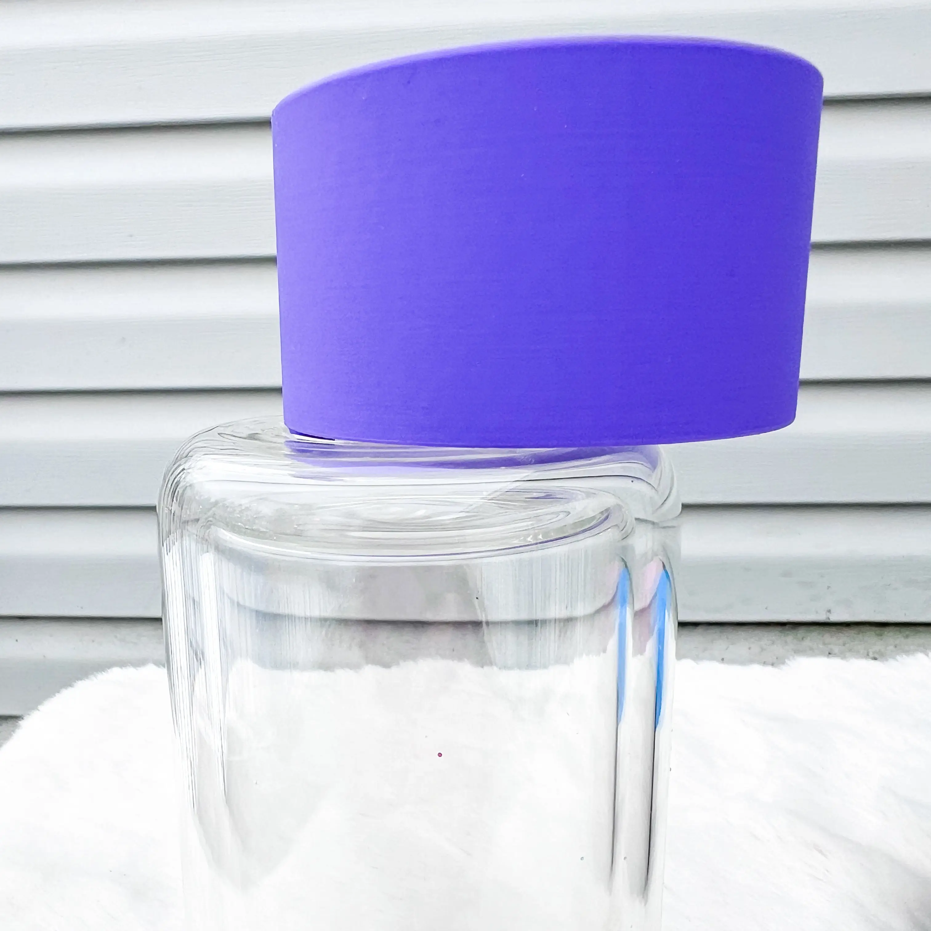 5XL No Mess Funnel- Able to hold 5 times the material of the Original No Mess