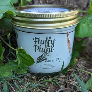 Fluffy Plum paraffin candle