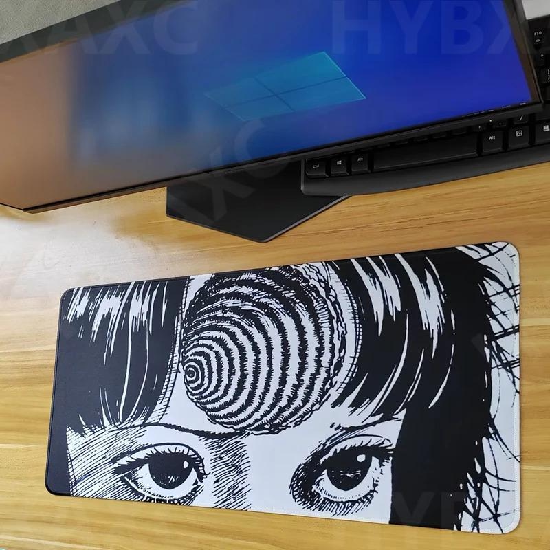 'Black and white Mouse Pad Cute HD branco Desk Pad Extended Gaming Keyboard Mats Large XXL Gamer Collage Horror Anime Mousepad'