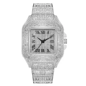Unisex Watch with Decorative Band and Roman Numerals, Elegant Design, Stylish Strap, Ideal for Everyday Wear