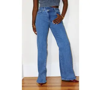 *RISEN*MID RISE CROSS OVER SIDE SLIT STRAIGHT JEANS