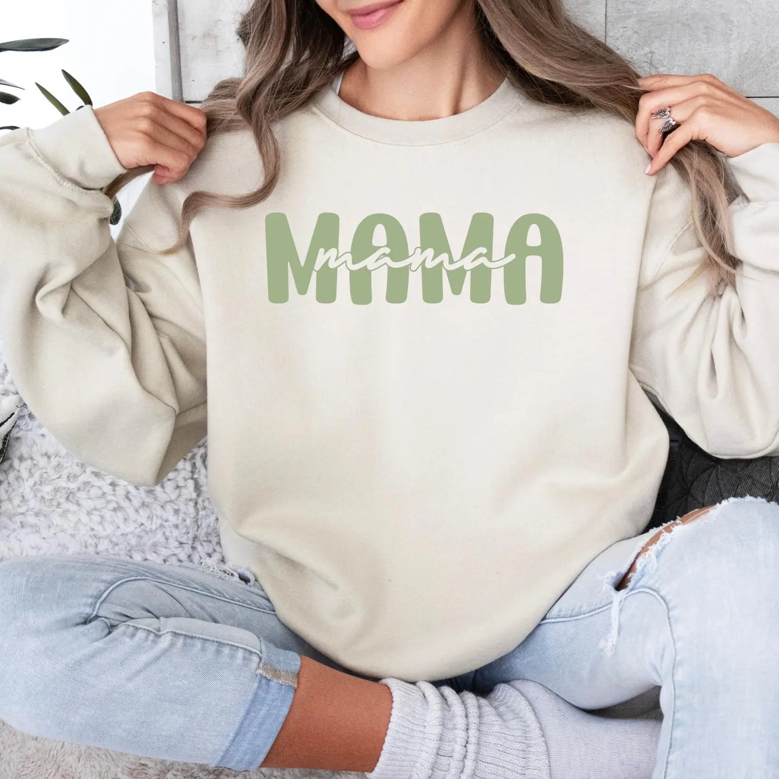 Green Mama Crewneck Sweatshirt - Beige