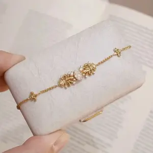 9-K lab-grown diamond, 1 ct, VS1-D, , oval shape with four prongs; tennis chain design, elegant light luxury style for fashionable wear. pwq04492