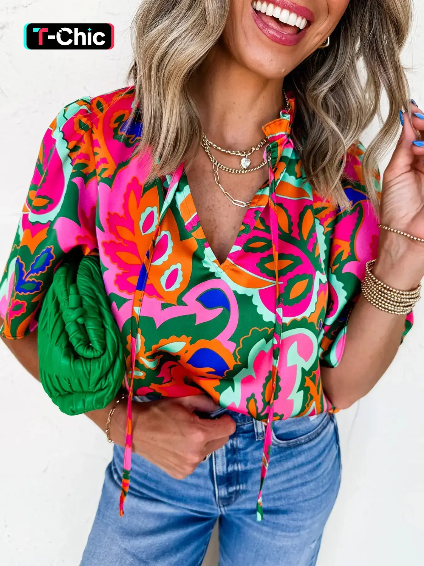 Summer Casual Tropical Plant Print Pleated Fitted V-Neck Short Sleeve Floral Shirt Blouse, Women's Fashion Top, Casual Chic Top, Casual Classy Top, Comfortable and Stylish, Casual Comfy Shirt