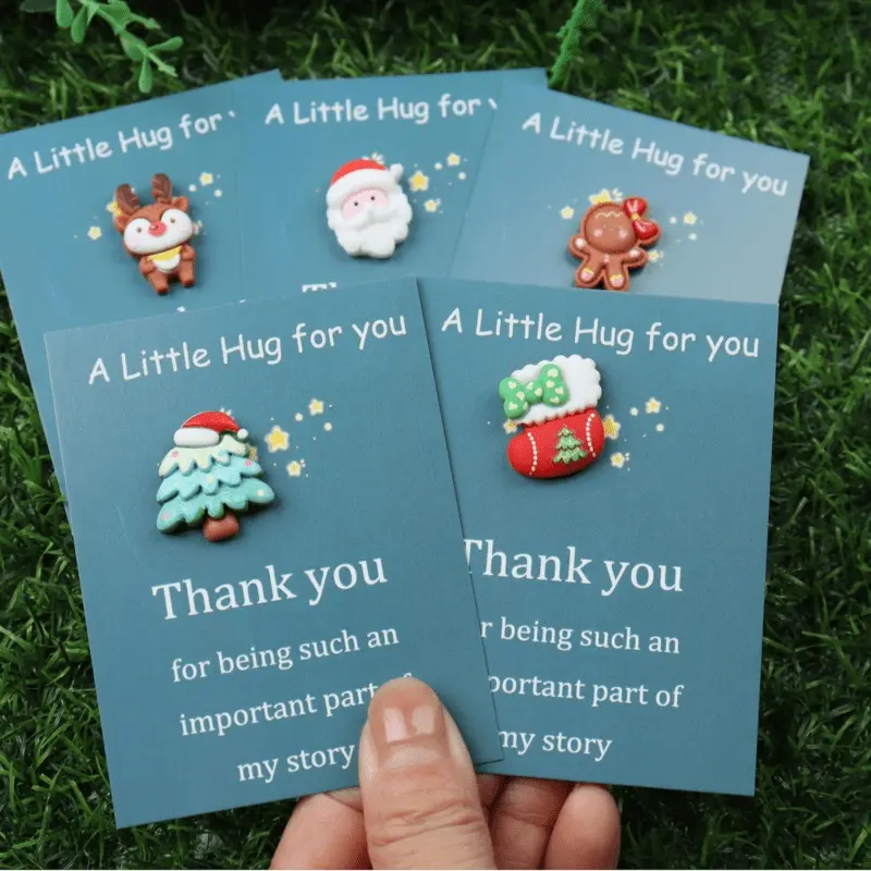 Christmas Mini Greeting Card with Resin Decoration - Santa Claus, Socks, Gingerbread, Snowman and Reindeer Design, Christmas, Birthday, Suitable for friends, family, Holiday Party Favors, Seasonal Greetings, Thank You Car, Versatile Card Accessory