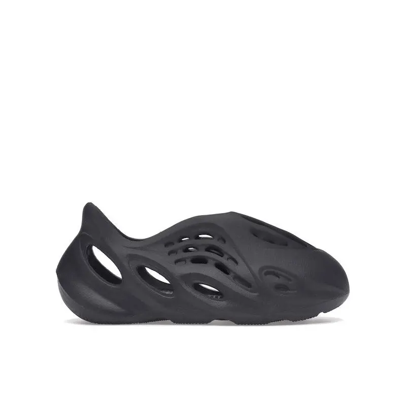 adidas Kid's Yeezy Foam RNR Onyx, from StockX