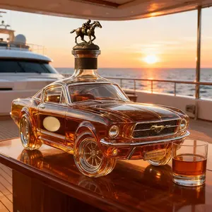 New model car-shaped beverage bottle, a new type of glass beverage bottle in car design, paired with car-shaped glass cups, suitable for whisky, vodka, tequila, is an ideal gift for car enthusiasts, collectors and bar decorators.