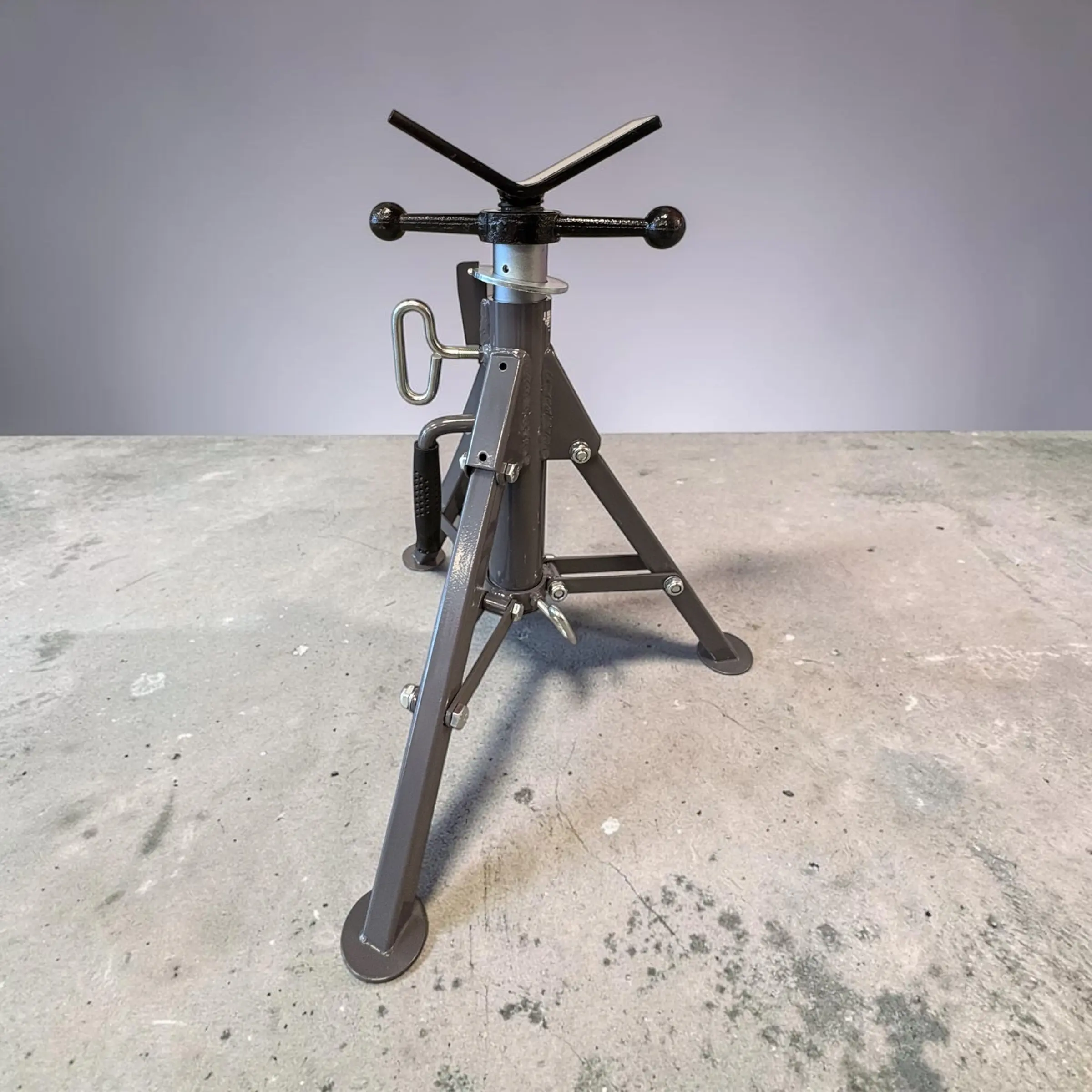 Folding Shorty Pipe Jack Stand