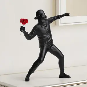 Rose Throwing Boy Resin Ornament, 1 Count Modern Art Desktop Statue, Art Desktop Decoration for Living Room & Cabinet Display, Valentine's Day Gift Idea, Pop Figurine