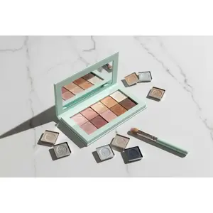 PiperBlue Organic Makeup Earth-Made Compact Natural Eyeshadow Powder - Shimmer, Peach Dreamer Shade, Gentle, Color-Enhanced, Smooth, Brightening Formula for Sensitive Skin
