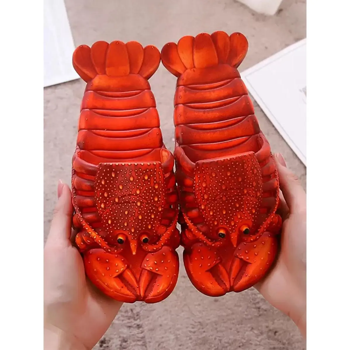 Women's Plastic Slip-On Slide Sandals - 1 Pair Cartoon Lobster Printed, Non-Slip, Waterproof, Summer Indoor-Outdoor CN36-37 Flat Footwear with PVC Upper (Note: 1 Size Smaller)