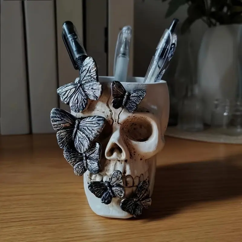 Halloween Butterfly Skull Pen Holder, Creative Resin Craft, Unique Desktop Decoration, Desk Supplies, Halloween Home Office Accessory, Perfect Gift Choice