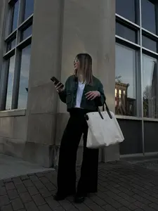 Noir Wide Leg Pleated Pants