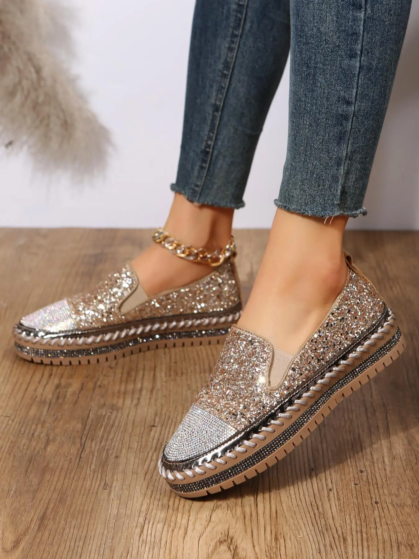 Women's Fashion Rhinestone Decorated Slip on Platform Shoes, Walking Shoes, Casual Lightweight Glittering Sequin Decor Shoes for Daily Wear, Footwear,