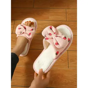 Women's Cute Strawberry Pattern Bow Decorated Slippers, Soft Comfy Home Slippers, Warm Slippers for Indoor & Outdoor Use for All Seasons