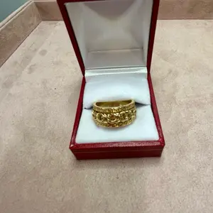 14k Gold Spinning Chino Link Ring with Elegant Design Size 10 for Stylish Wear