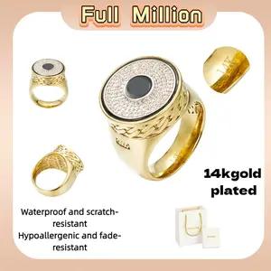 The latest 14K gold-plated ring features a round enamel disc set with dazzling zirconia stones that retain their brilliance over time,blending hip-hop street style with a sophisticated,affordable luxury aesthetic.The geometric disc design exudes elegance