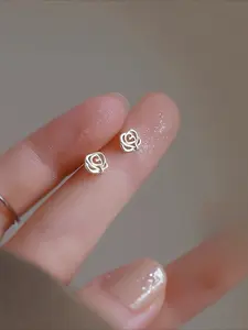 Elegant S925 Sterling Silver Rose Dangle Earrings for Women - Low Allergy, Perfect for Daily & Special Occasions, Everyday Earrings|Dangle Earring Design|Sterling Silver Earrings Ear Studs