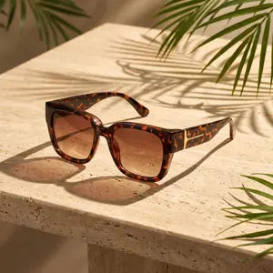 Women's Oversized Square Polarized Sunglasses - Classic Tortoiseshell UV400 Shades, Elegant Gradient Eyewear for Driving & Beach Vacation