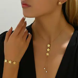 4 Piece Stainless Steel Jewelry 18K Gold Plated Zircon Flower Earrings Necklace Set INS French Retro Elegant Fashion Light Luxury Trend Casual Daily Commuting Party Travel Gift Wear