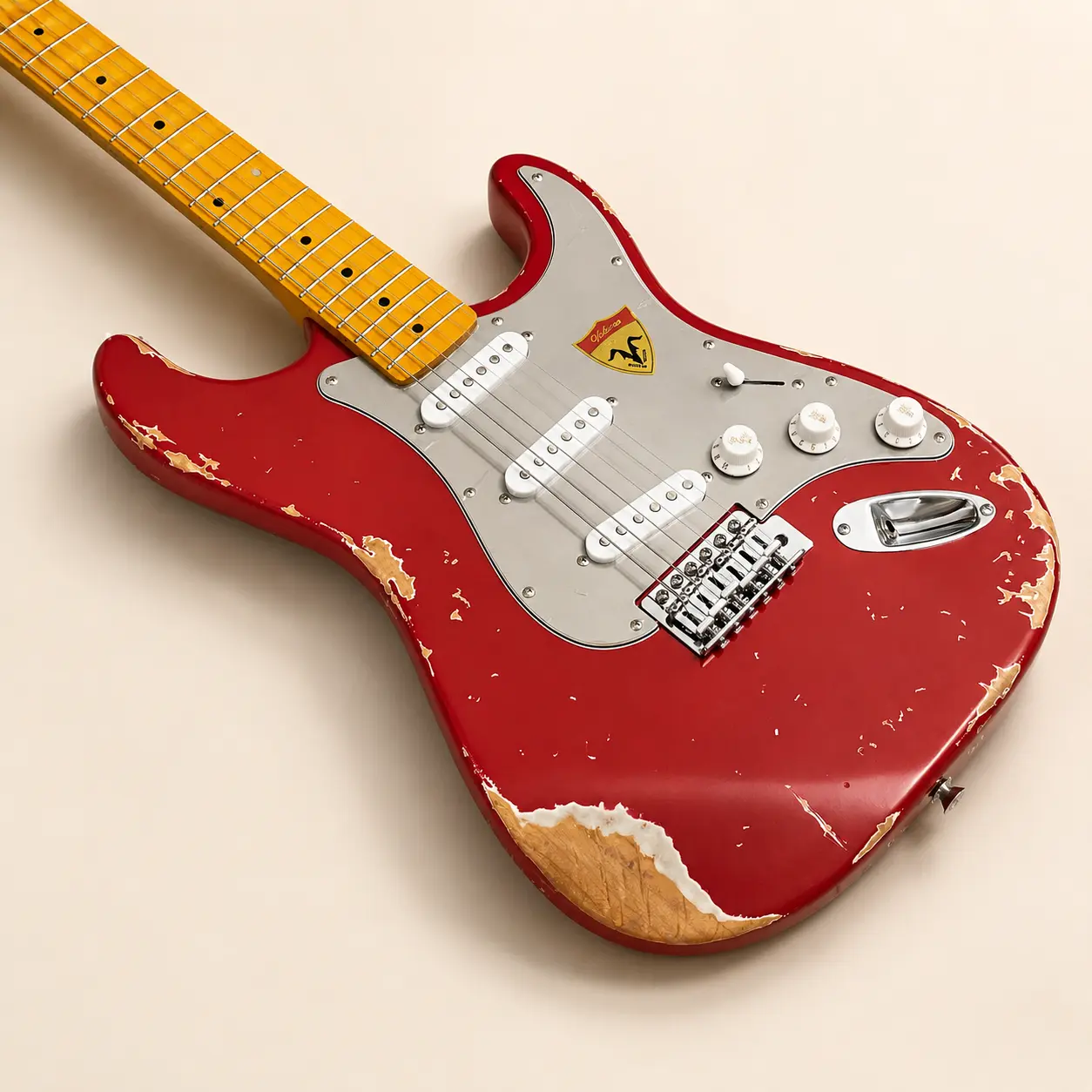 Vintage metallic ST electric guitar with maple fretboard, SSS pickups, 21 frets, alder body