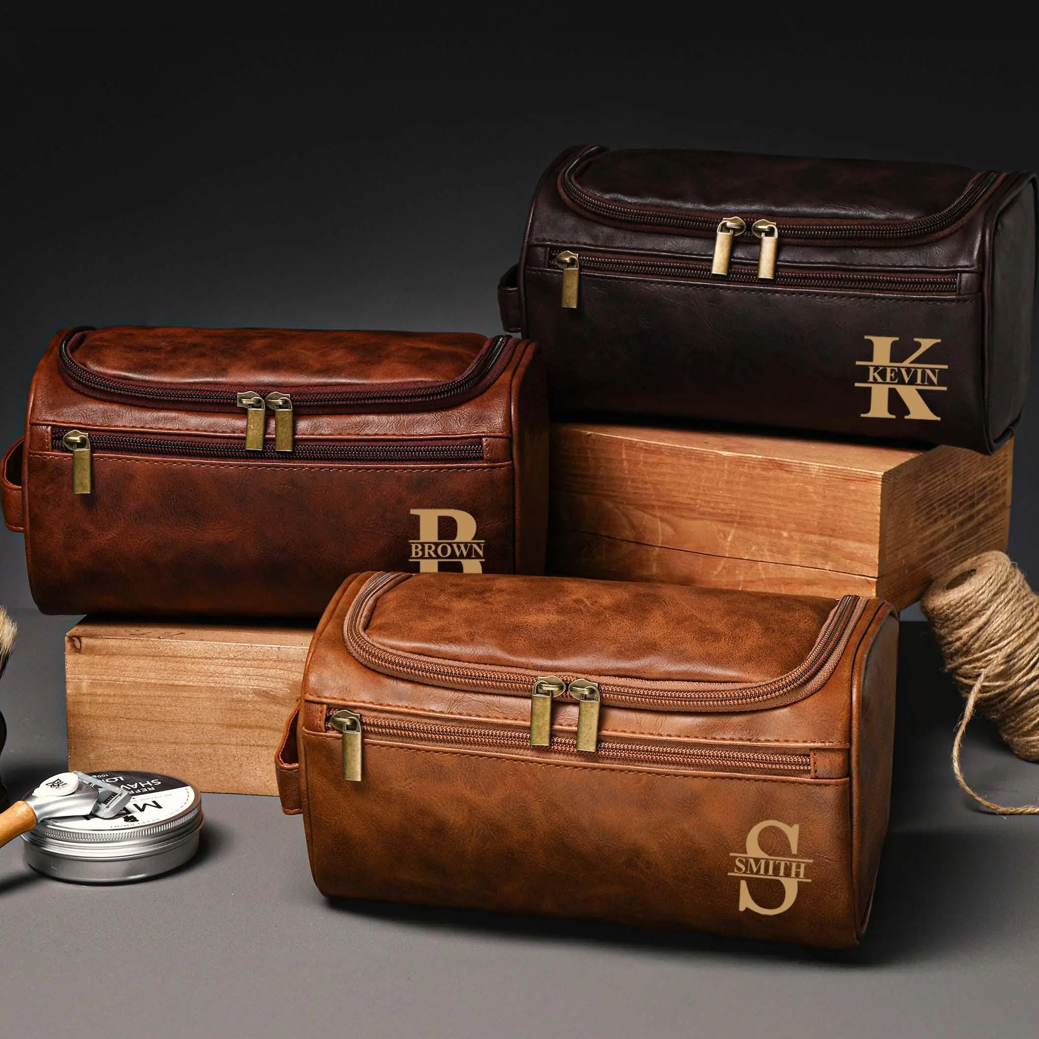 (Custom in Description) Personalized Men's Leather Toiletry Bag, Groomsmen Gifts, Best Man Dopp Kit, Travel Toiletry Bag, Anniversary Gift for Him, Gift for Men