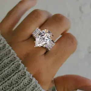 Elegant Large Shiny Rings Set - Costume Jewelry for Banquets, Romantic Weddings, Holiday Gifting
