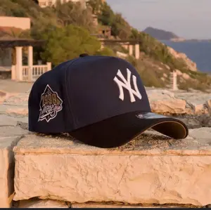 New Era 59FIFTY Fitted MLB Baseball Cap Featuring NY Yankees & LA Dodgers | Premium 9FIFTY Snapback and 9FORTY Curved Brim Adjustable Hat | Unisex Urban Streetwear Gorras Sombreros | Collector Edition for Modern Sport Style Enthusiasts