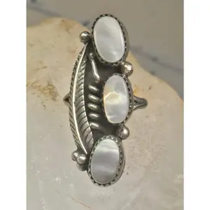 Mother of pearl ring Navajo feather long 3 stone size 6 sterling silver women