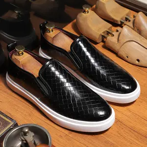 Modern Men's Textured Loafers - Non-Slip Sole, Extended Sizes & 2-Day US Delivery