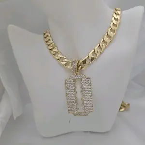 Gold Plated 10mm Chain with Unisex Pendant 1025