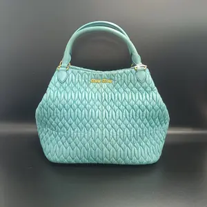 Pre-owned MIU MIU X365 Shoulder Bag, High Cost Performance, Fine Texture, Fits Daily and Commuter Outfits