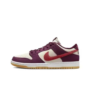 Nike SB Dunk Low Skate Like a Girl size 9.5 Men's DX4589-600 New