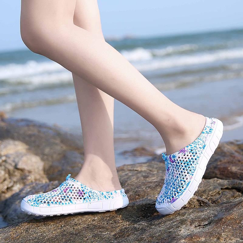 Women's Butterfly & Vintage Floral Print Mesh Clogs, Multi-Color Breathable Waterproof Non-Slip Slip On Mules, Lightweight Summer Sandals for Beach, Garden & Casual Wear