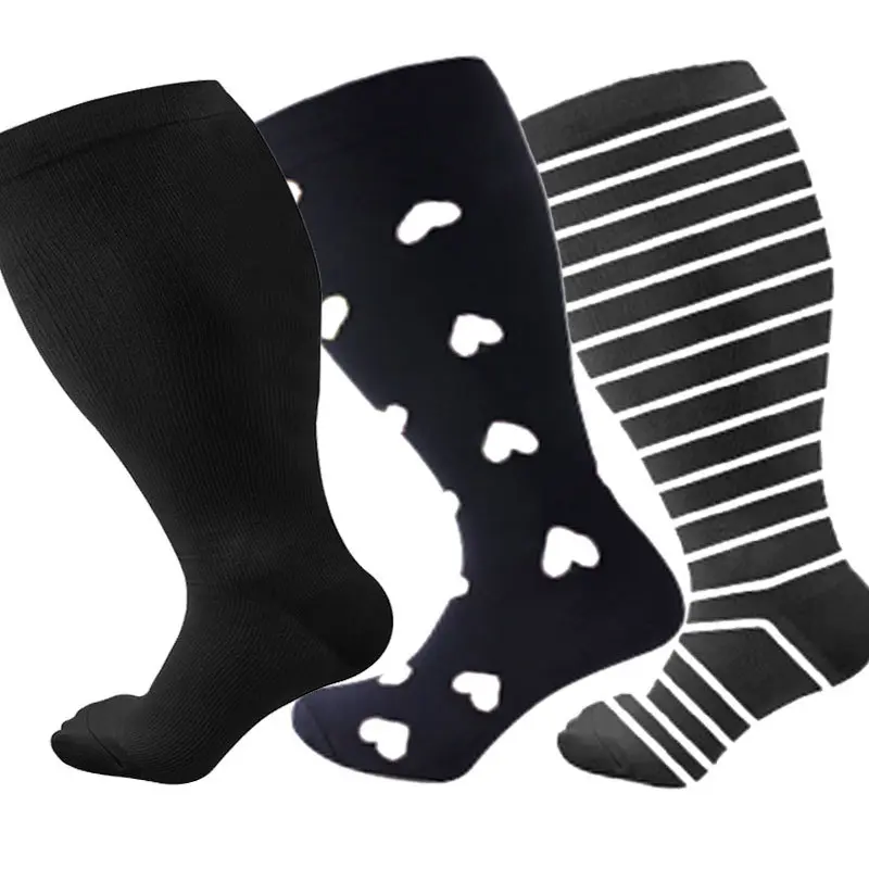 3 pairs of styles 28  Black/Black Love/B