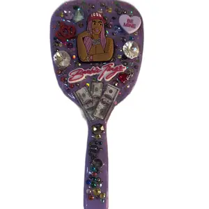 JUNK MIRROR BARBS THEME