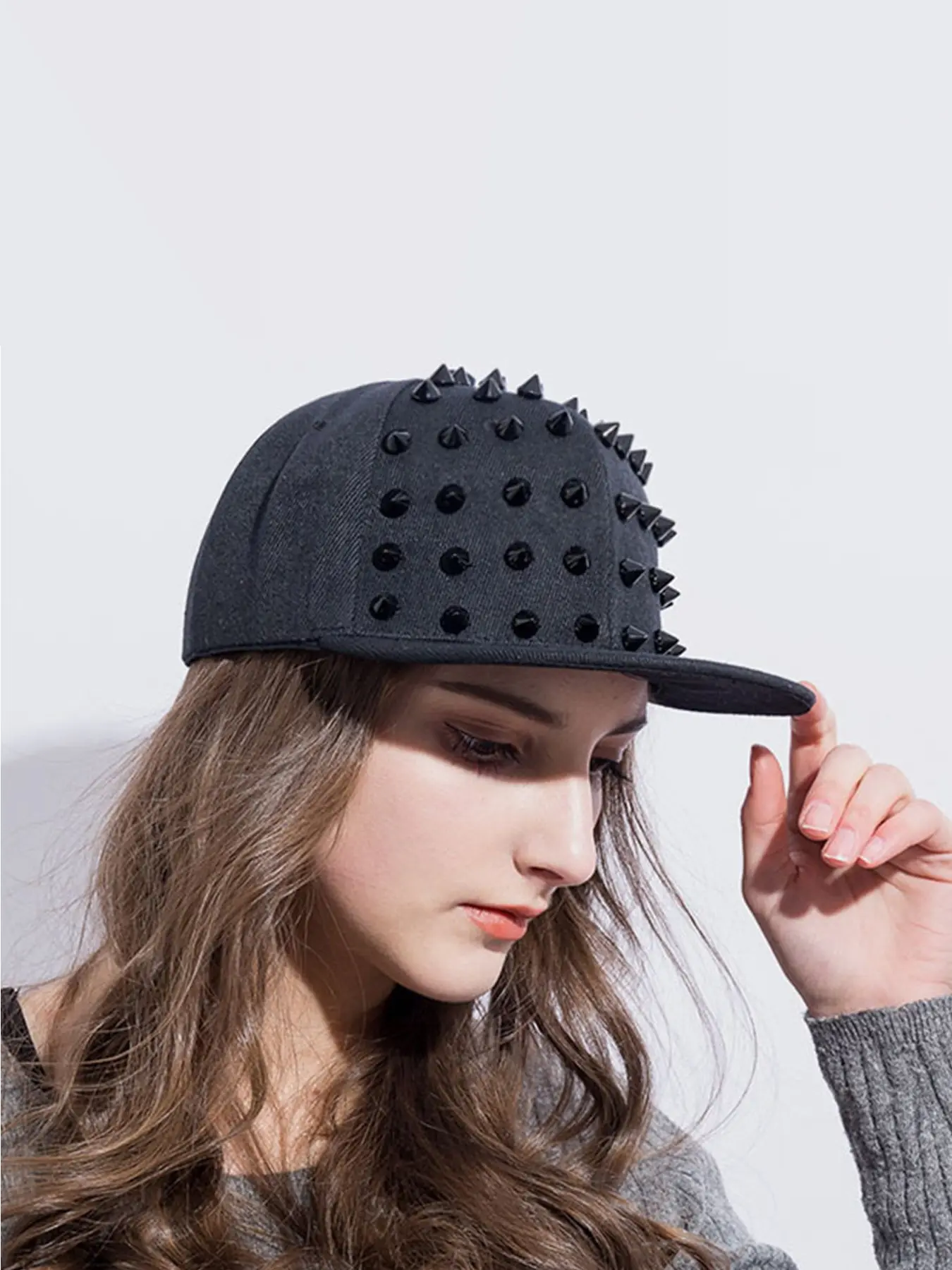 Punk Rivet Spike Flat Brim Hip Hop Cap, Cool Studded Decor, Adjustable Snapback Hat, Unisex Sun Protection Hat for Dance Parties, Adjustable Sunscreen Hat, Adjustable Stylish Hat, Adjustable Streetwear Hat, Flat Brimmed Cap, Flat Bill Hat