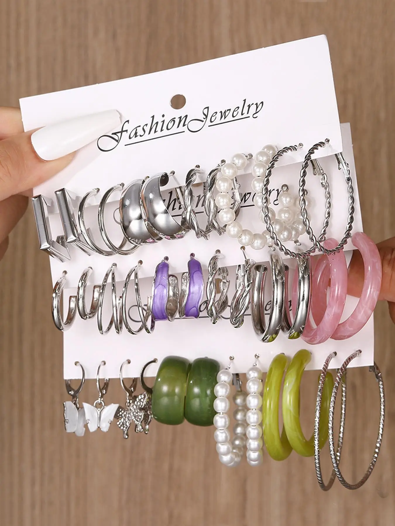 18 Pairs Mixed Shape Geometric & Butterfly Design Earrings Set, Faux Pearl Decor Earrings Set, Ideal Fashion Jewelry Gift For Women & Girls