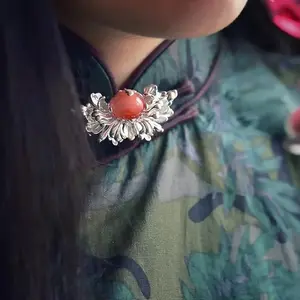 Glossy Tourmaline Luxury Brooch Classical Court Style Brooches for Women Classic Jewelry