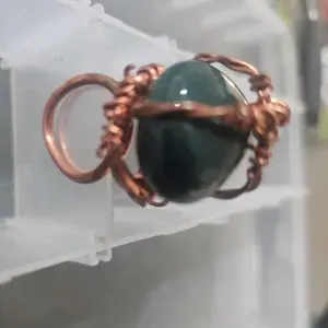 Dark Green Chalcedony - Balancing Stone for Positivity, Self-Doubt Reduction, and Harmonious Relationships