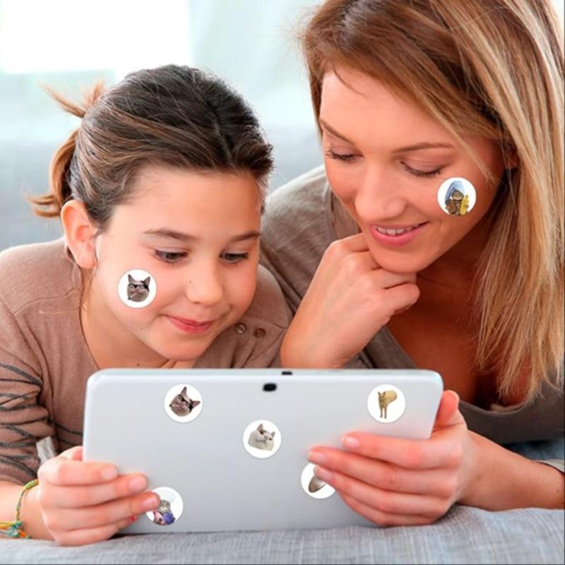 Cat Pattern Sticker, 500pcs/roll Cute Cat Face Expression Sticker, Self Adhesive Decorative Sticker for Gift Greeting Card & Envelope,Christmas Gift Label Sticker,