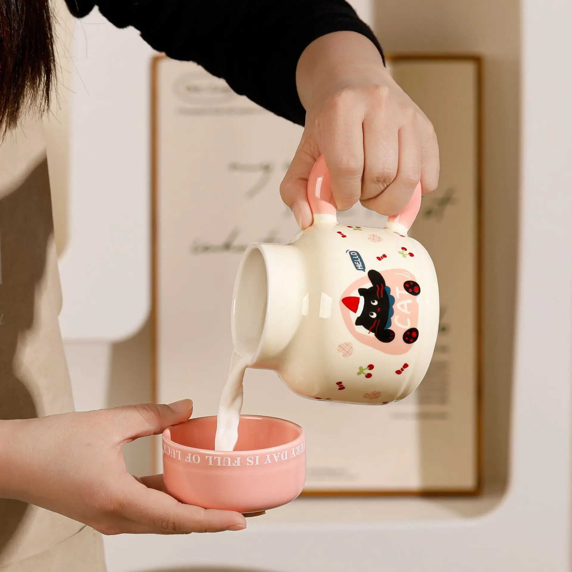 Cute Cartoon Ceramic Cup, Large Capacity Water Bottle, High Aesthetic Mug, Perfect Gift for Girls, Ideal Souvenir Item