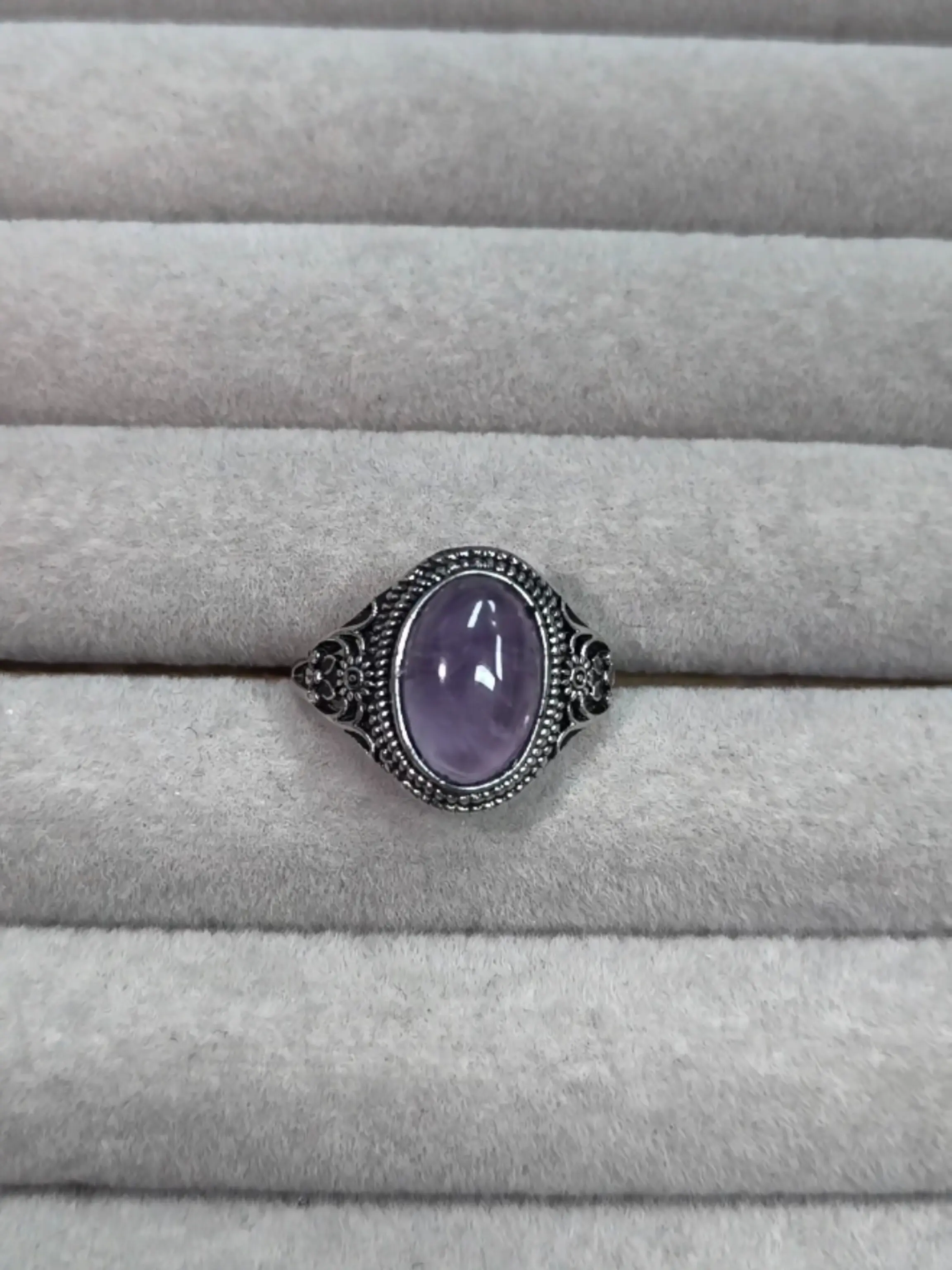 Liz(16168)gc.vintage amethyst ring
