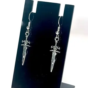 Ornate Slv Dagger Earrings