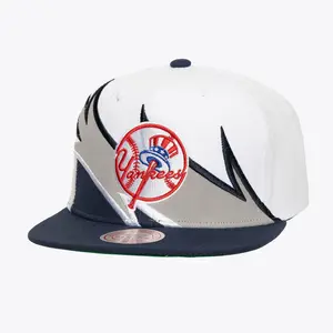 Mens Mitchell & Ness MLB WAVERUNNER SNAPBACK YANKEES