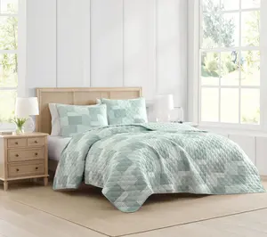 Martha Everyday Piper Patchwork Reversible Green F/Q Quilt Set