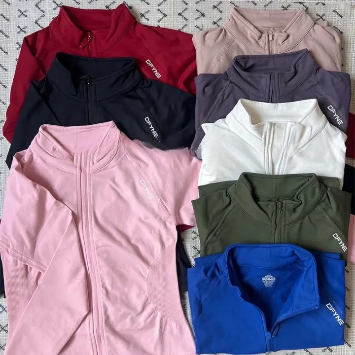 DFYNE Women's Seamless Full Zip Up Track Jacket, Stand Collar Slim Fit Long Sleeve Athletic Outerwear, Buttery Soft Quick DryStretch Windbreaker Coat, Lightweight Athleisure Workout Running Gym Jacket, Multiple Colors Available