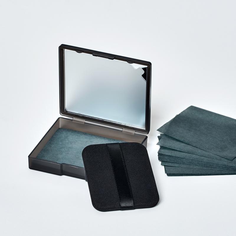 ANAMANIA Oil Blotting Sheets for Face with Mirror and Puff. 200 Sheets oil Blotting paper for oily skin, Absorb Excess Oil,  Face paper Compact Makeup Matte Pack